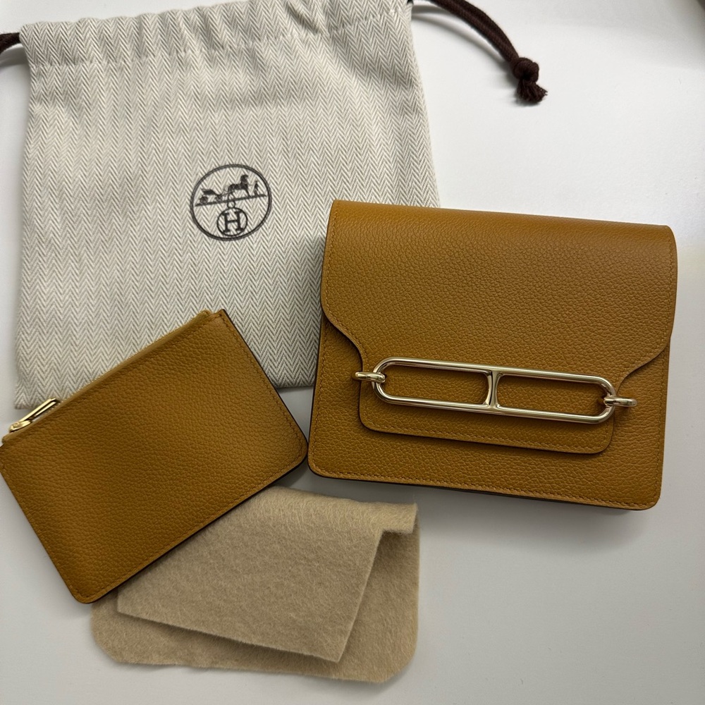 Hermès Roulis Mini Leather Wallet in Sesame